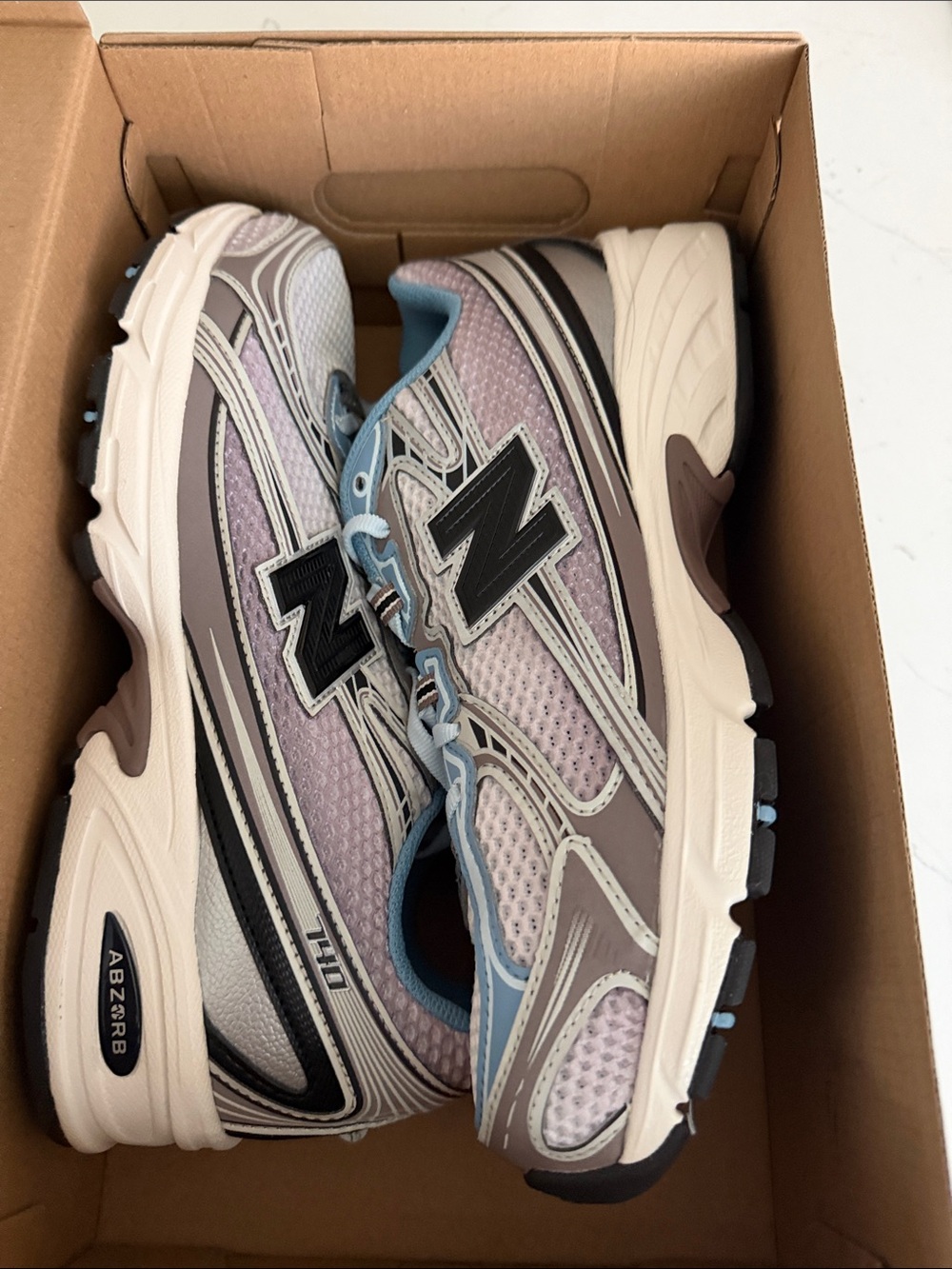 New Balance Gender Inclusive 740
Running Shoe (Unisex) women’s 11/Mens 9.5